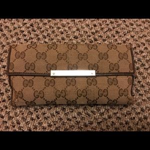 Authentic Gucci wallet.